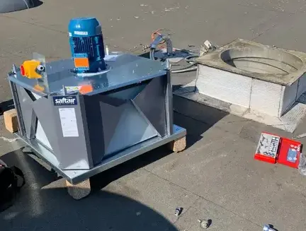 installation hotte professionnelle Mayenne-3